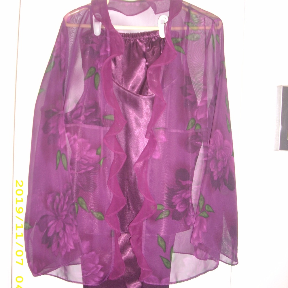 Intimate apparel - wine color